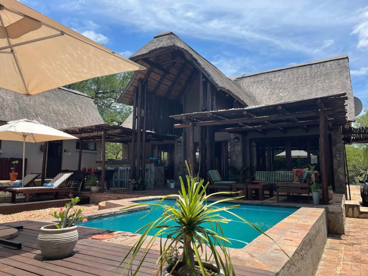 Ujabule Lodge 호에드스프뤼트 외부 사진